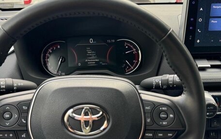 Toyota RAV4, 2022 год, 3 600 000 рублей, 7 фотография