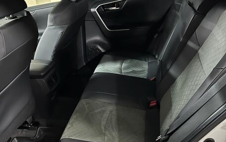 Toyota RAV4, 2022 год, 3 600 000 рублей, 15 фотография