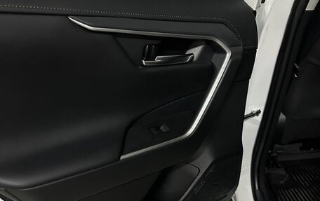 Toyota RAV4, 2022 год, 3 600 000 рублей, 13 фотография
