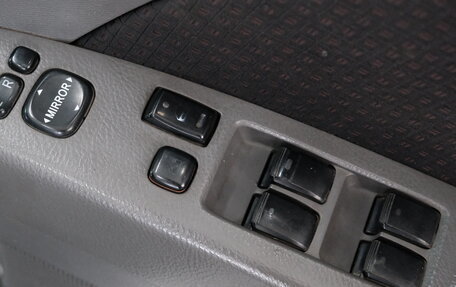 Toyota ISis I, 2005 год, 769 000 рублей, 9 фотография