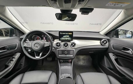 Mercedes-Benz GLA, 2019 год, 2 699 000 рублей, 16 фотография