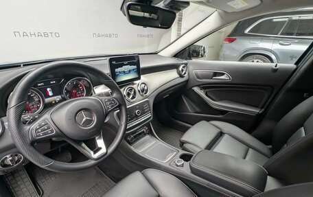 Mercedes-Benz GLA, 2019 год, 2 699 000 рублей, 12 фотография