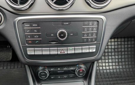 Mercedes-Benz GLA, 2019 год, 2 699 000 рублей, 18 фотография