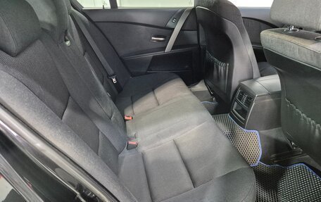 BMW 5 серия, 2004 год, 999 900 рублей, 13 фотография