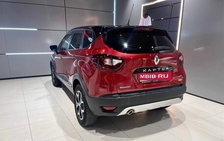 Renault Kaptur I рестайлинг, 2018 год, 1 680 000 рублей, 3 фотография