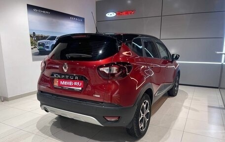 Renault Kaptur I рестайлинг, 2018 год, 1 680 000 рублей, 5 фотография