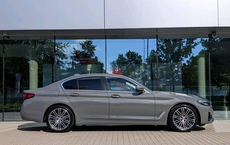 BMW 5 серия, 2021 год, 4 050 000 рублей, 7 фотография