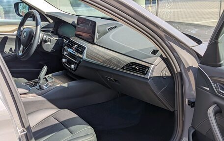 BMW 5 серия, 2021 год, 4 050 000 рублей, 16 фотография