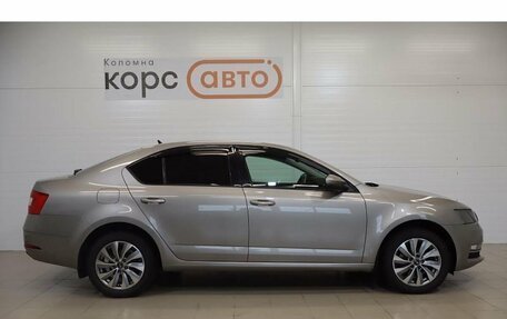 Skoda Octavia, 2018 год, 1 390 000 рублей, 4 фотография