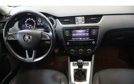 Skoda Octavia, 2018 год, 1 390 000 рублей, 9 фотография