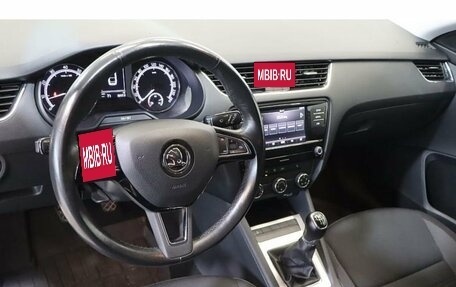 Skoda Octavia, 2018 год, 1 390 000 рублей, 6 фотография