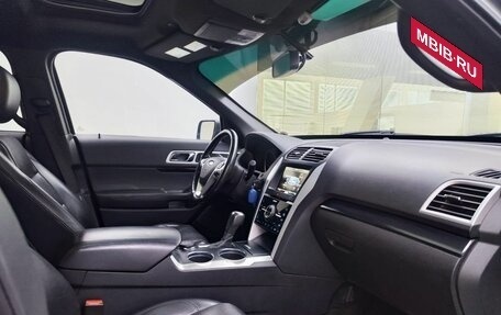 Ford Explorer VI, 2011 год, 1 629 000 рублей, 11 фотография