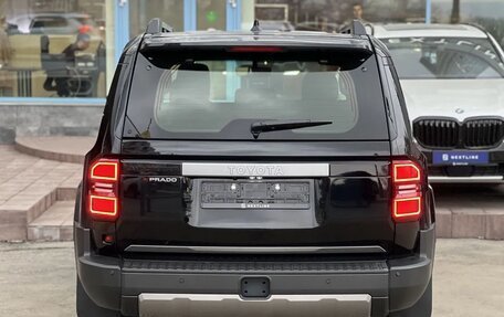 Toyota Land Cruiser Prado, 2025 год, 8 990 000 рублей, 6 фотография