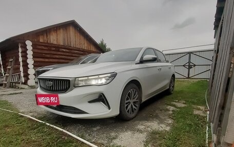 Geely Emgrand, 2023 год, 1 900 000 рублей, 2 фотография