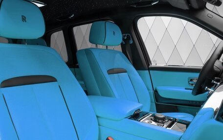 Rolls-Royce Cullinan, 2025 год, 74 400 000 рублей, 17 фотография