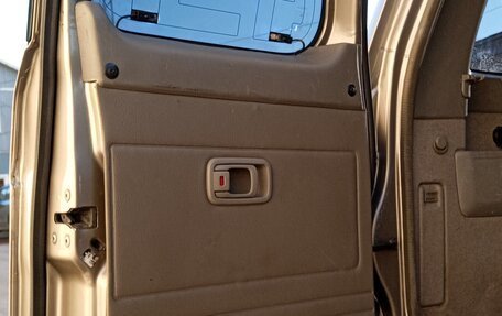 Nissan Patrol, 2003 год, 1 500 000 рублей, 10 фотография