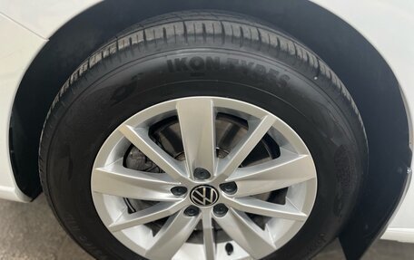 Volkswagen Polo VI (EU Market), 2021 год, 1 630 000 рублей, 2 фотография