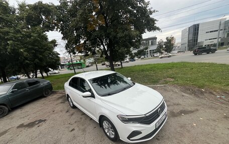 Volkswagen Polo VI (EU Market), 2021 год, 1 630 000 рублей, 3 фотография