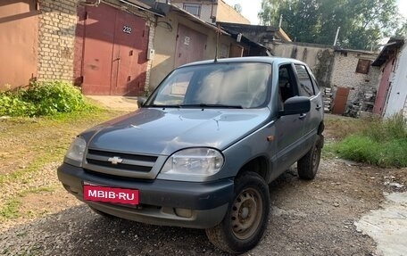 Chevrolet Niva I рестайлинг, 2006 год, 330 000 рублей, 2 фотография