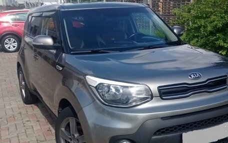 KIA Soul II рестайлинг, 2019 год, 1 600 000 рублей, 3 фотография