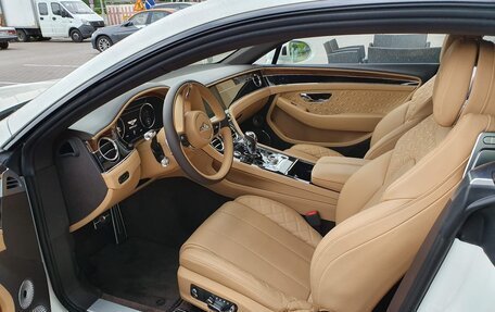 Bentley Continental GT III, 2019 год, 19 000 000 рублей, 3 фотография