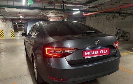 Skoda Superb III рестайлинг, 2018 год, 2 200 000 рублей, 2 фотография