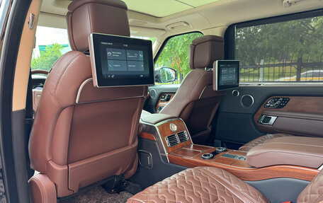 Land Rover Range Rover IV рестайлинг, 2019 год, 9 250 000 рублей, 10 фотография