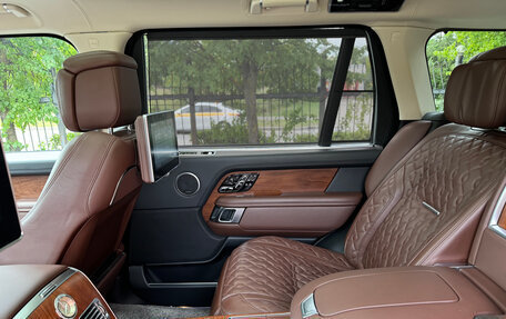 Land Rover Range Rover IV рестайлинг, 2019 год, 9 250 000 рублей, 15 фотография