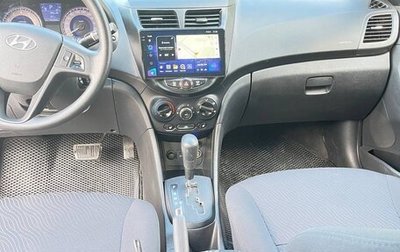 Hyundai Solaris II рестайлинг, 2012 год, 900 000 рублей, 1 фотография