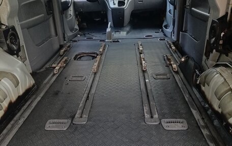 Hyundai Grand Starex Grand Starex I рестайлинг 2, 2009 год, 1 350 000 рублей, 23 фотография
