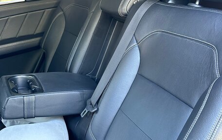 Mercedes-Benz GL-Класс, 2015 год, 2 620 000 рублей, 38 фотография
