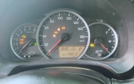 Toyota Vitz, 2011 год, 850 000 рублей, 10 фотография