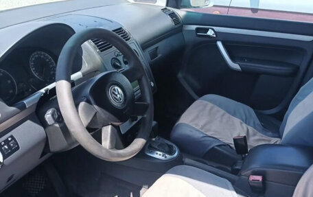 Volkswagen Touran III, 2004 год, 480 000 рублей, 7 фотография