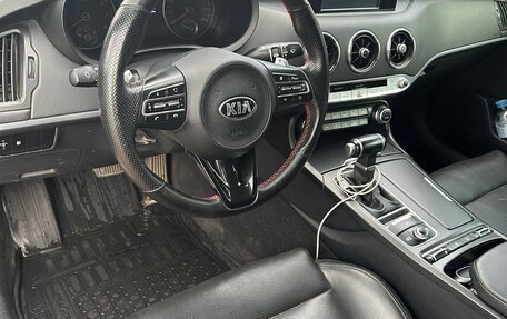KIA Stinger I, 2018 год, 2 250 000 рублей, 16 фотография