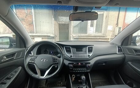 Hyundai Tucson III, 2018 год, 1 980 000 рублей, 16 фотография