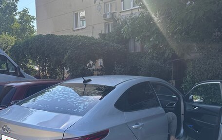 Hyundai Solaris II рестайлинг, 2018 год, 1 070 000 рублей, 2 фотография
