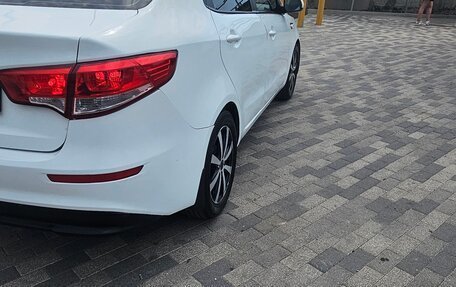 KIA Rio III рестайлинг, 2016 год, 750 000 рублей, 9 фотография