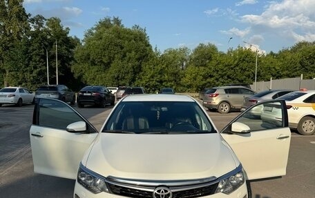 Toyota Camry, 2017 год, 2 050 000 рублей, 7 фотография