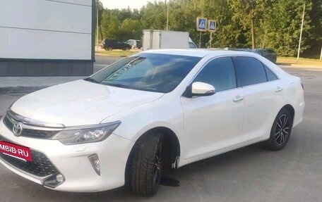 Toyota Camry, 2017 год, 2 050 000 рублей, 17 фотография