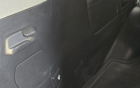 Toyota Land Cruiser 200, 2020 год, 10 500 000 рублей, 11 фотография