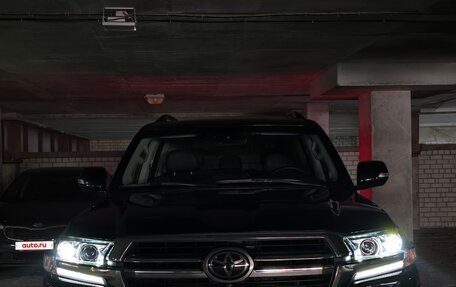 Toyota Land Cruiser 200, 2020 год, 10 500 000 рублей, 5 фотография