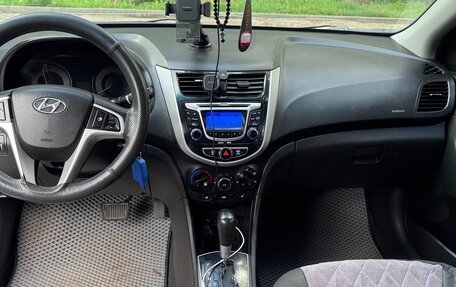 Hyundai Solaris II рестайлинг, 2011 год, 700 000 рублей, 8 фотография