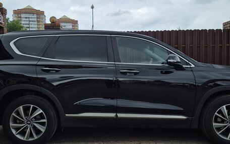 Hyundai Santa Fe IV, 2019 год, 2 470 000 рублей, 2 фотография