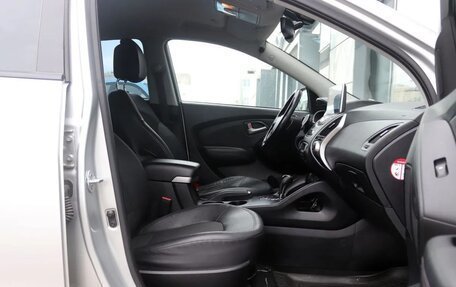 Hyundai ix35 I рестайлинг, 2013 год, 1 283 000 рублей, 13 фотография