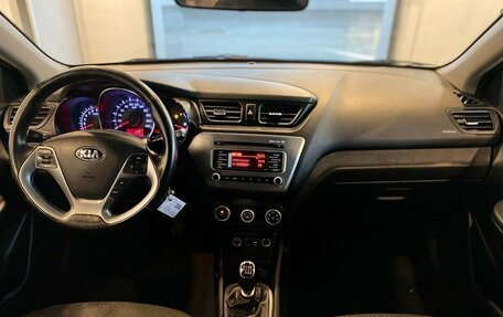 KIA Rio III рестайлинг, 2016 год, 945 000 рублей, 9 фотография