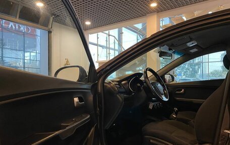 KIA Rio III рестайлинг, 2016 год, 945 000 рублей, 21 фотография