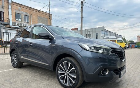 Renault Kadjar I рестайлинг, 2017 год, 1 380 000 рублей, 32 фотография