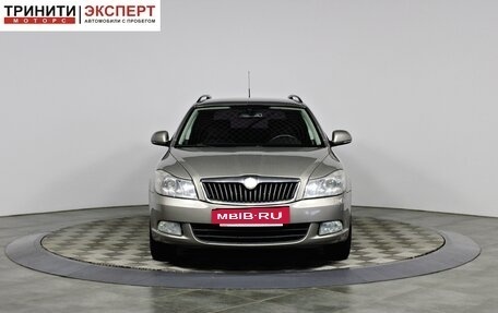Skoda Octavia, 2010 год, 697 000 рублей, 2 фотография