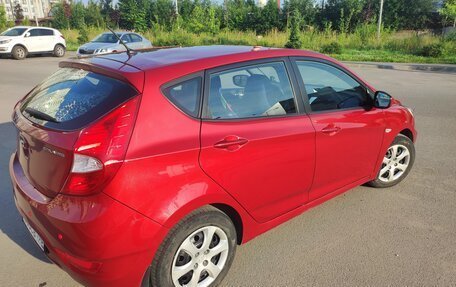 Hyundai Solaris II рестайлинг, 2011 год, 750 000 рублей, 4 фотография