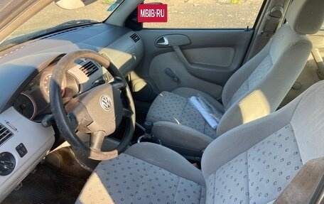 Volkswagen Pointer, 2004 год, 105 000 рублей, 7 фотография